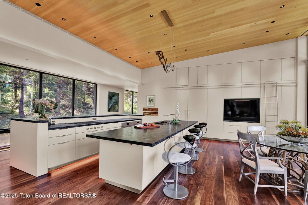 200 N WEST RIDGE Road, Jackson, WY 83001 photo 12