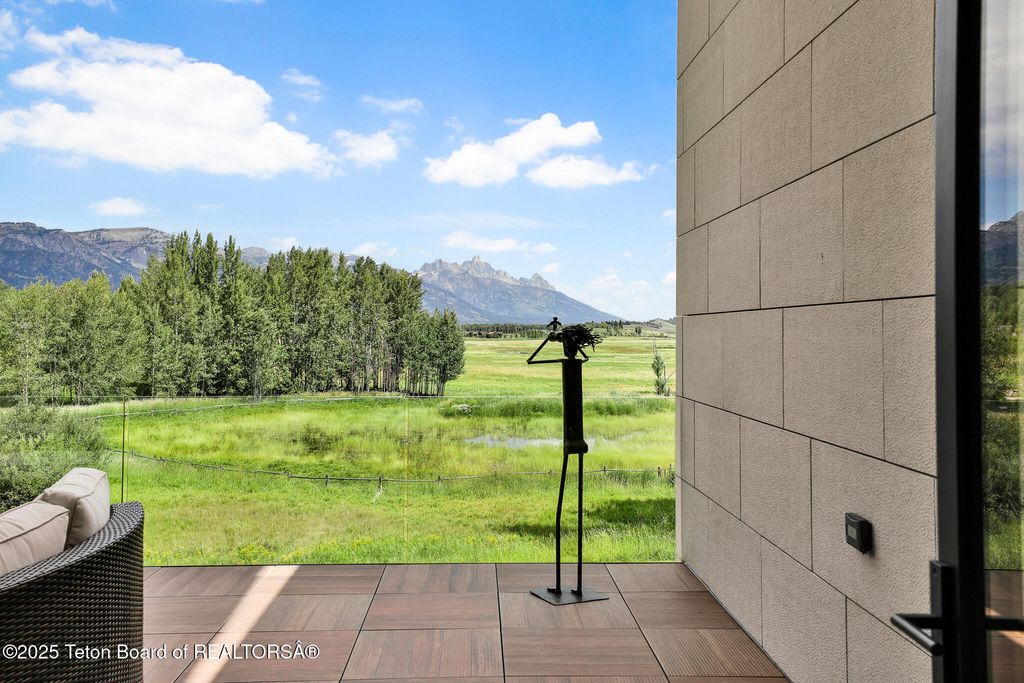 200 N WEST RIDGE Road, Jackson, WY 83001 photo 3