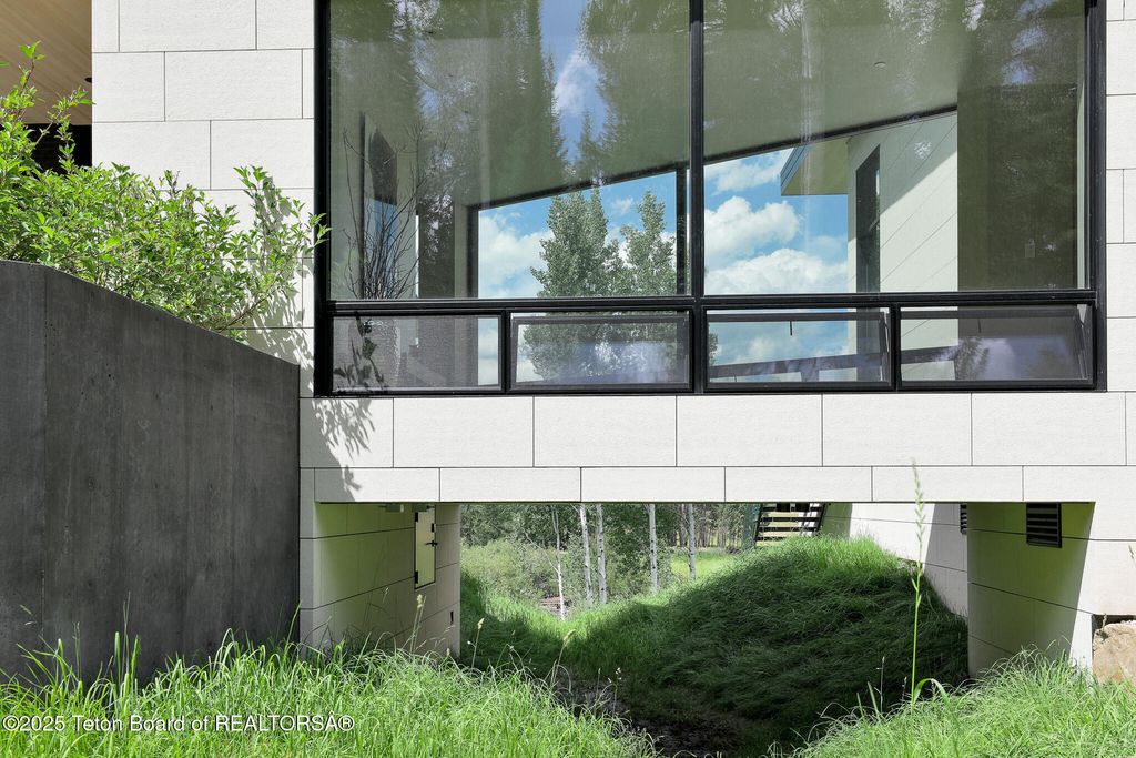 200 N WEST RIDGE Road, Jackson, WY 83001 photo 59