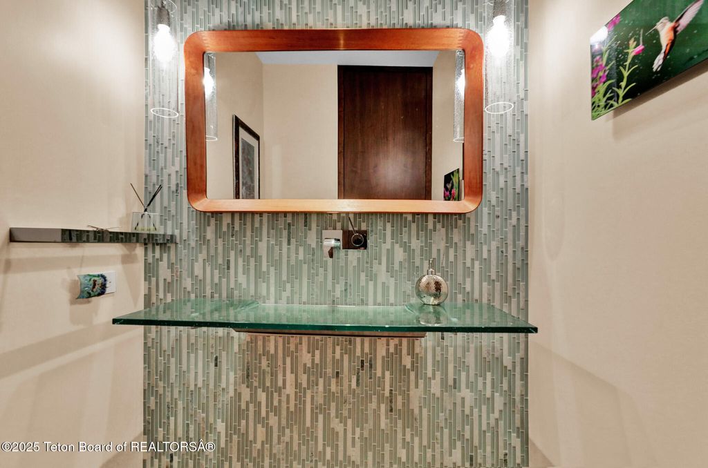 200 N WEST RIDGE Road, Jackson, WY 83001 photo 9