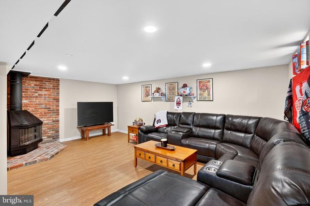 1718 TIEMAN DR, Glen Burnie, MD 21061