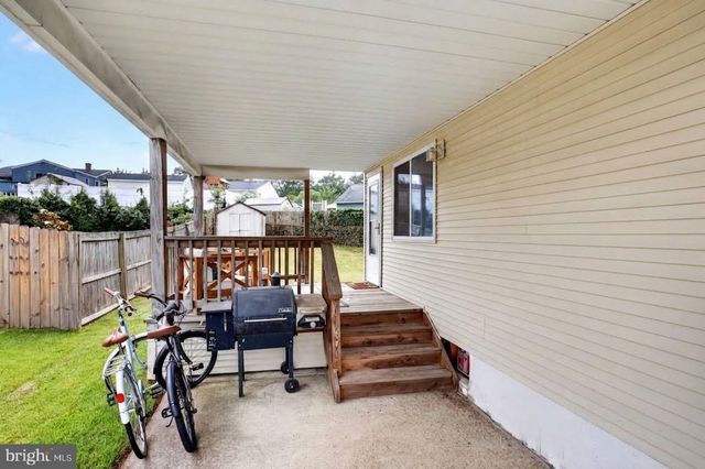 1718 TIEMAN DR, Glen Burnie, MD 21061