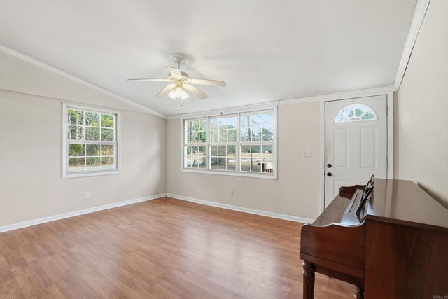 8911 and 8913 Johnson Road, Mabelvale, AR 72103