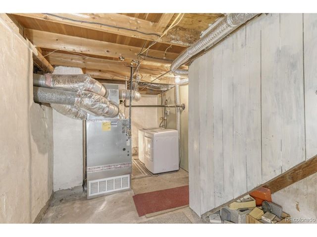 250 N 10th Ave, Brighton, CO 80601