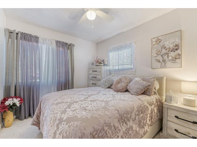 250 N 10th Ave, Brighton, CO 80601