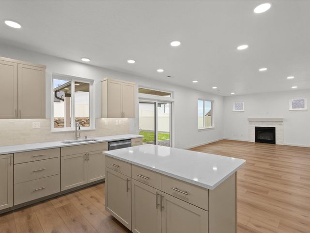 18115 E Barclay Ct, Spokane Valley, WA 99016