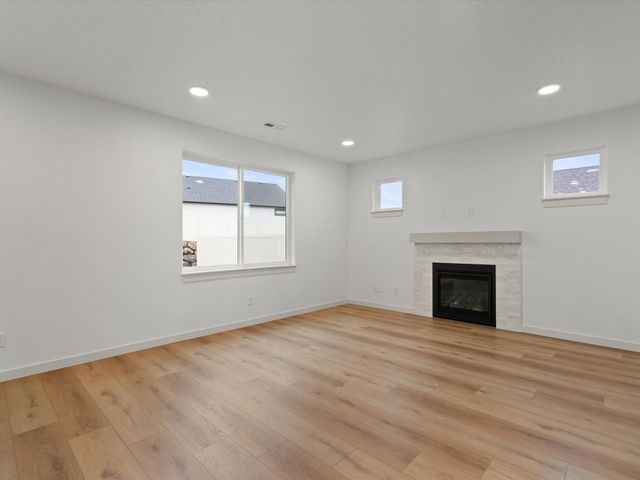 18115 E Barclay Ct, Spokane Valley, WA 99016