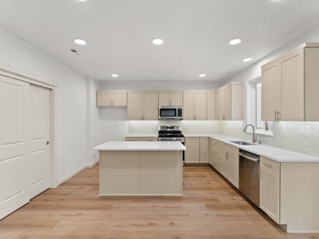 18115 E Barclay Ct, Spokane Valley, WA 99016