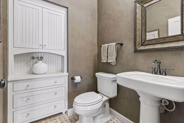 9943 Vagabond Lane N, Maple Grove, MN 55311