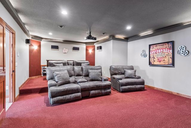 9943 Vagabond Lane N, Maple Grove, MN 55311