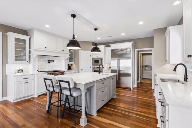 9943 Vagabond Lane N, Maple Grove, MN 55311