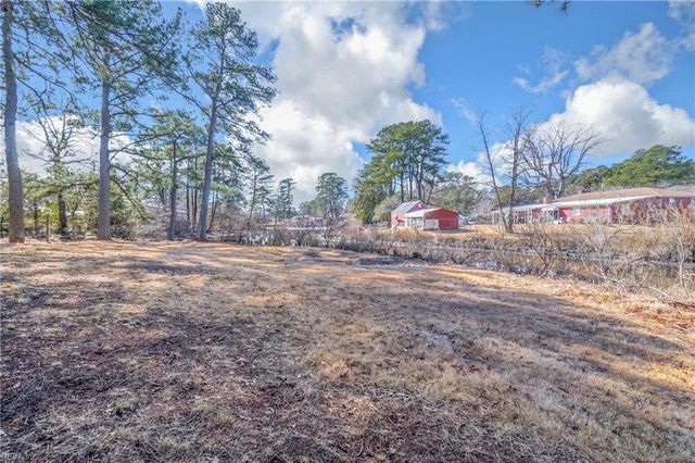 5801 Lathan RD, Norfolk, VA 23502