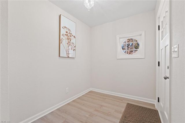 5801 Lathan RD, Norfolk, VA 23502