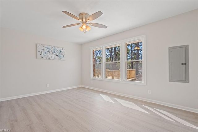 5801 Lathan RD, Norfolk, VA 23502