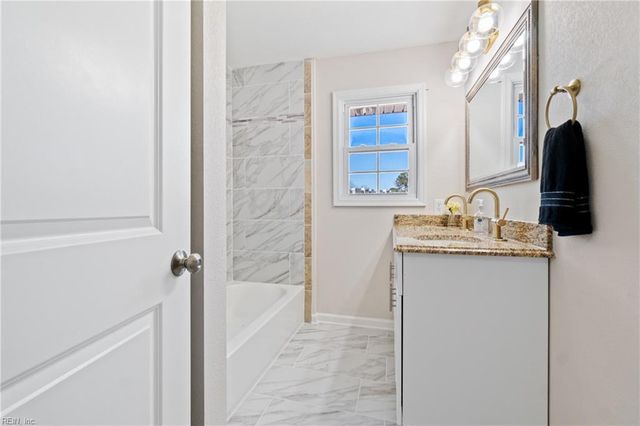 5801 Lathan RD, Norfolk, VA 23502