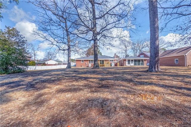 5801 Lathan RD, Norfolk, VA 23502