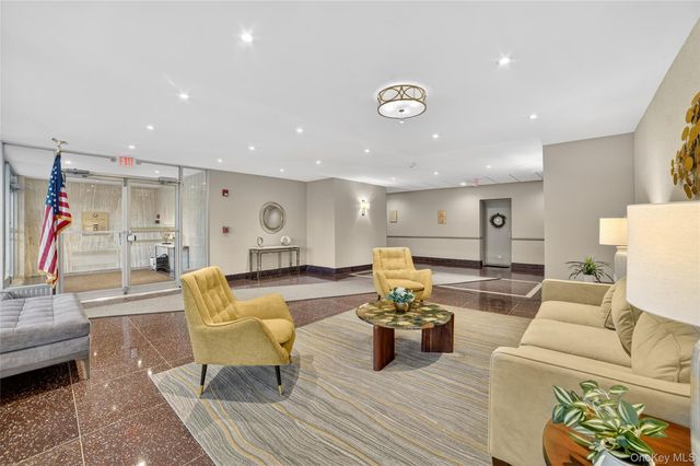 222 Martling Avenue 3-R, Tarrytown, NY 10591