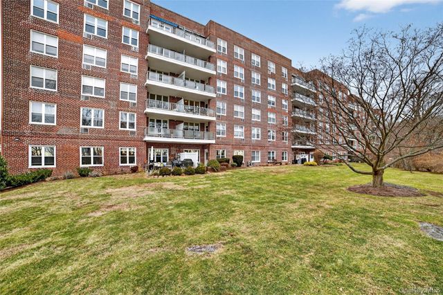 222 Martling Avenue 3-R, Tarrytown, NY 10591