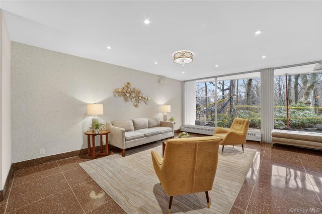 222 Martling Avenue 3-R, Tarrytown, NY 10591