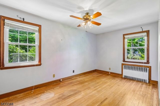 27 Shawnee Rd, Cranford Twp., NJ 07016