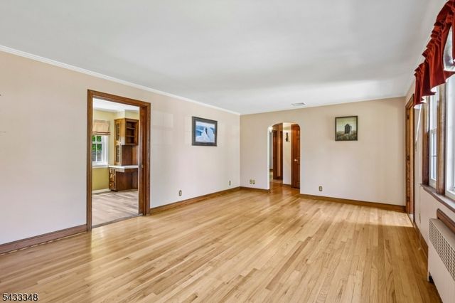 27 Shawnee Rd, Cranford Twp., NJ 07016