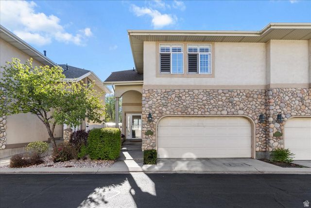 7824 S SEQUOIA TREE LN, Sandy, UT 84094