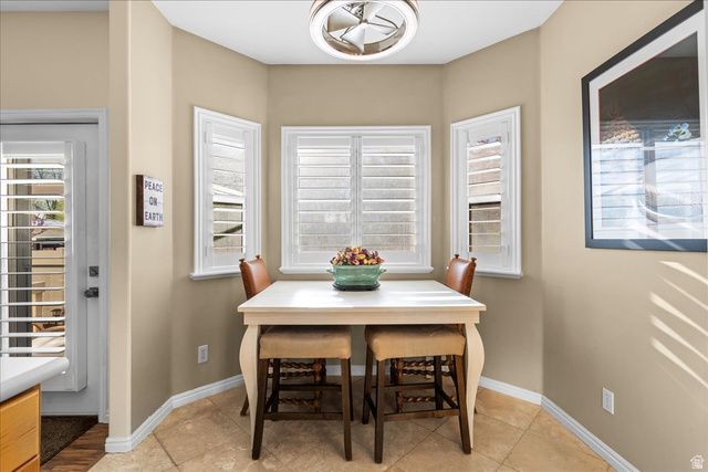 7824 S SEQUOIA TREE LN, Sandy, UT 84094