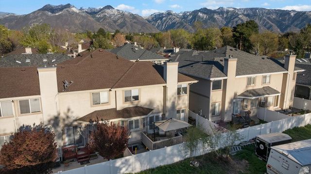 7824 S SEQUOIA TREE LN, Sandy, UT 84094