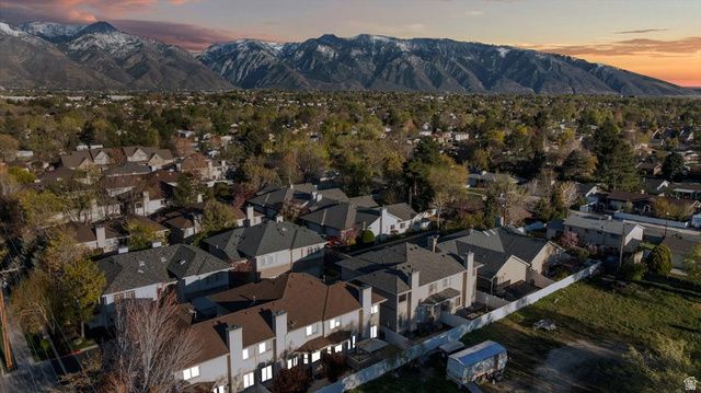 7824 S SEQUOIA TREE LN, Sandy, UT 84094