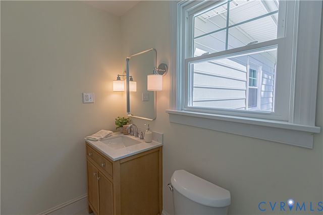 9256 Shannon Rd, Mechanicsville, VA 23116