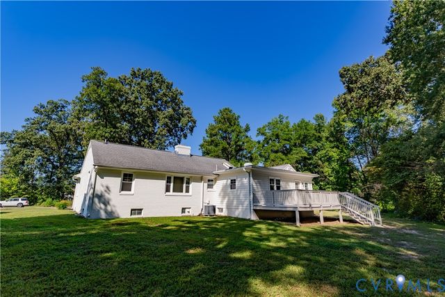 9256 Shannon Rd, Mechanicsville, VA 23116
