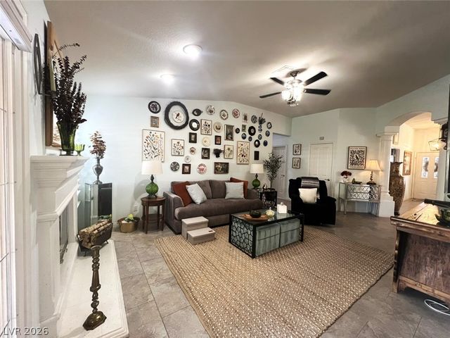 7908 Waterfalls Avenue, Las Vegas, NV 89128
