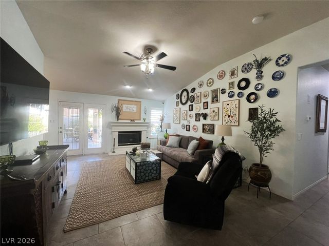 7908 Waterfalls Avenue, Las Vegas, NV 89128