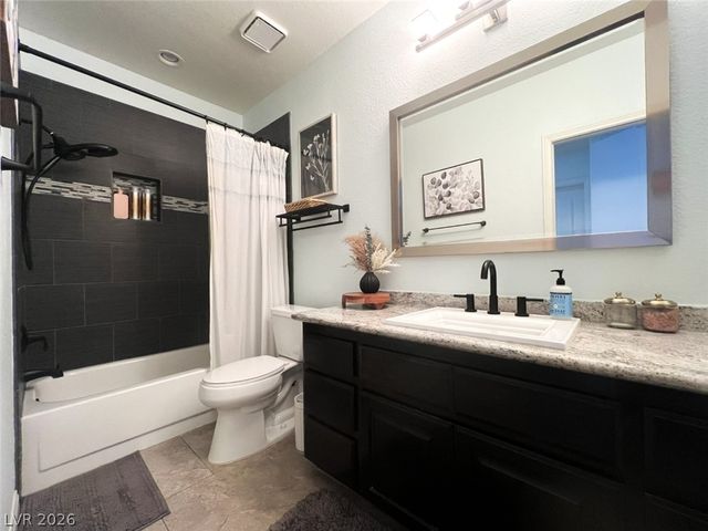 7908 Waterfalls Avenue, Las Vegas, NV 89128