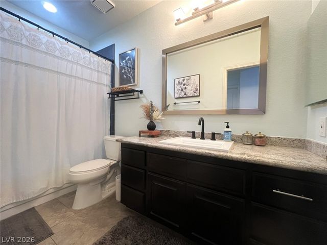 7908 Waterfalls Avenue, Las Vegas, NV 89128