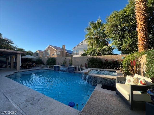 7908 Waterfalls Avenue, Las Vegas, NV 89128