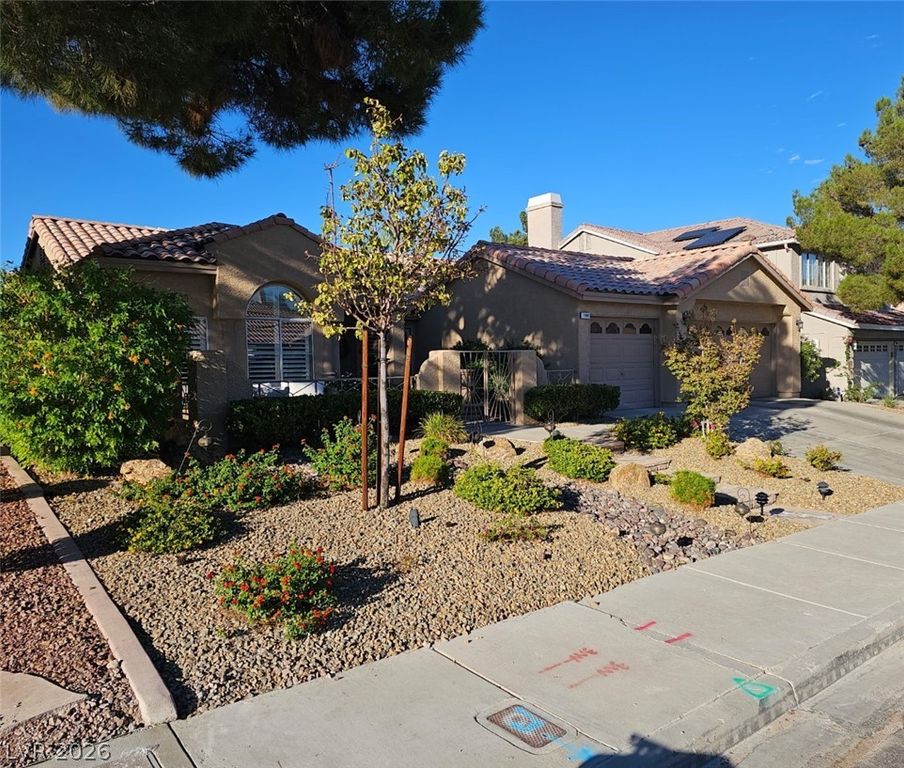 7908 Waterfalls Avenue, Las Vegas, NV 89128 — photo 2