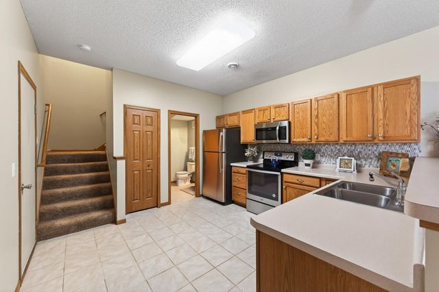 13040 Europa Trail Way N G, Hugo, MN 55038