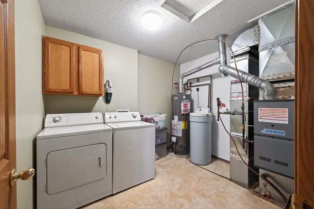 13040 Europa Trail Way N G, Hugo, MN 55038