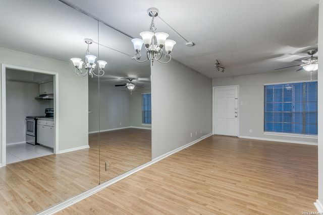 8401 N New Braunfels Ave Apt 207, San Antonio, TX 78209