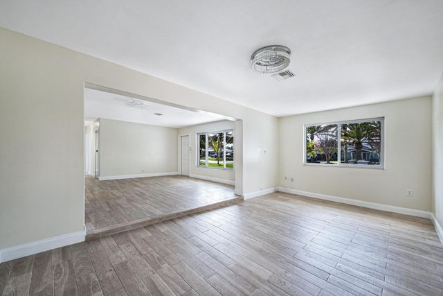 2611 NE 16th Street, Pompano Beach, FL 33062