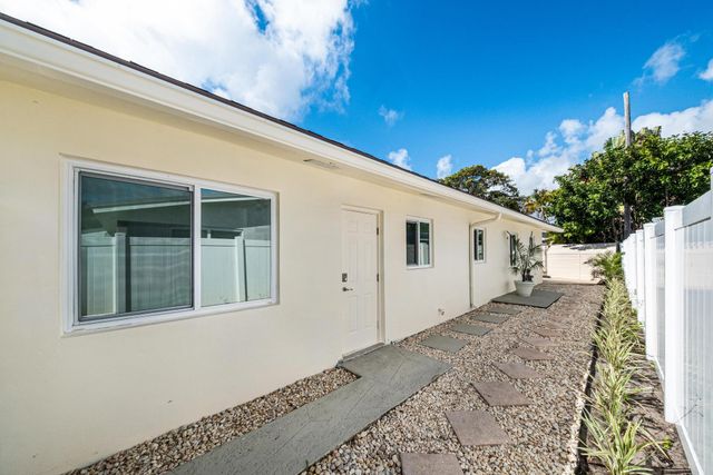 2611 NE 16th Street, Pompano Beach, FL 33062