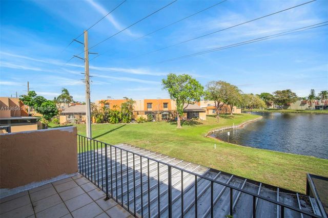 1451 NW 92nd Avenue 191, Pembroke Pines, FL 33024