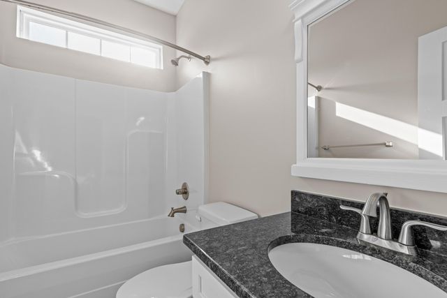 1882 Crabtree Rd, Hixson, TN 37343