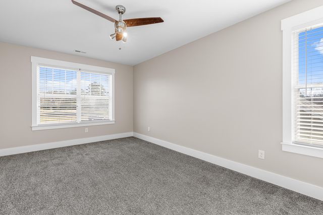 1882 Crabtree Rd, Hixson, TN 37343