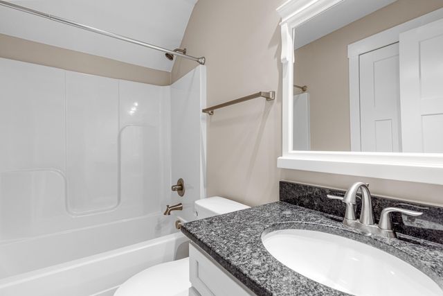 1882 Crabtree Rd, Hixson, TN 37343