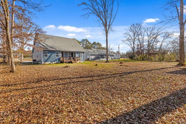 1882 Crabtree Rd, Hixson, TN 37343