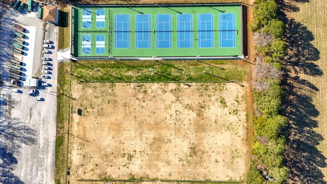 1882 Crabtree Rd, Hixson, TN 37343