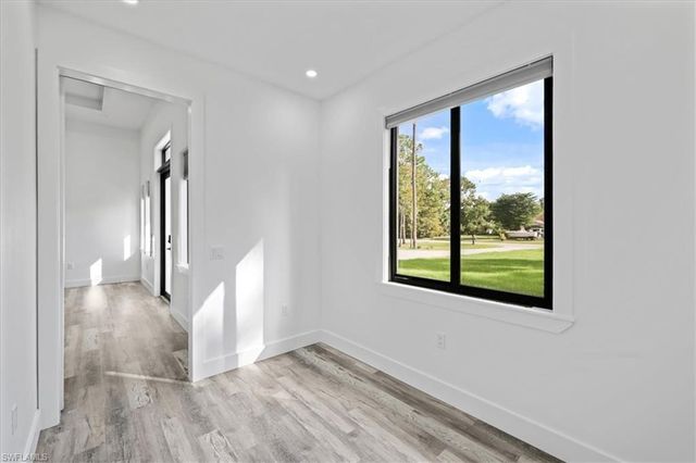 1105 22nd AVE NE, Naples, FL 34120