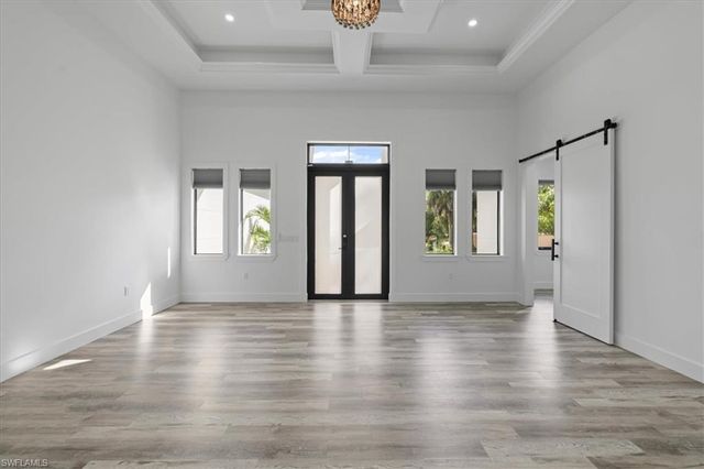 1105 22nd AVE NE, Naples, FL 34120